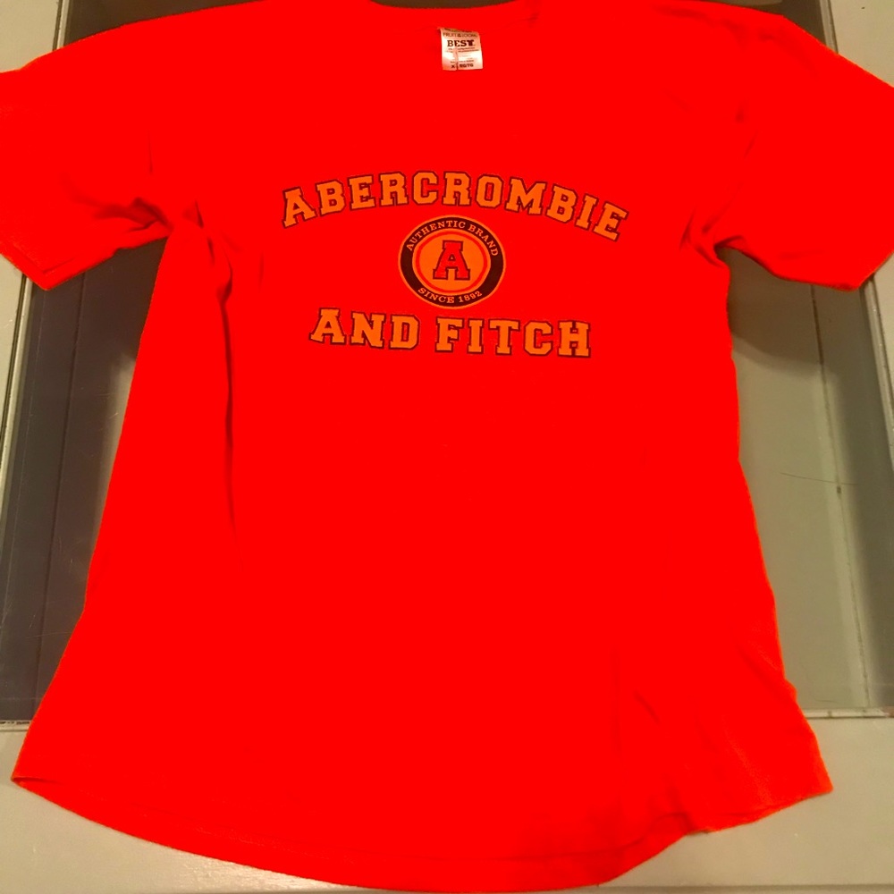 Abercrombie Fitch T shirt
